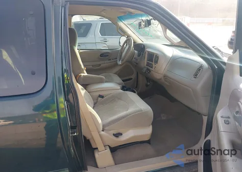 2001 Ford F-150 Xl/Xlt z USA, uszkodzony, nr VIN 1FTZX17241NA05626